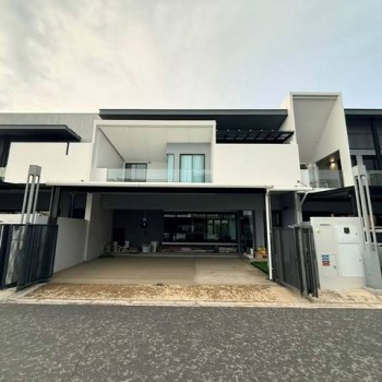 ให้เช่าบ้านเดี่ยว 2 ชั้น 225 ตรม. โครงการวีเว่ บางนา กม.7 Vive bangna km.7 ใกล้เมกะบางนา เพียง 150 เ
