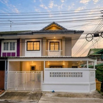 ขาย ทาวน์โฮม 2 ชั้น  หมู่บ้านพฤกษา10 ไทรน้อย พื้นที่ 24 ตร.ว. ตกแต่งใหม่พร้อมอยู่ค่ะ