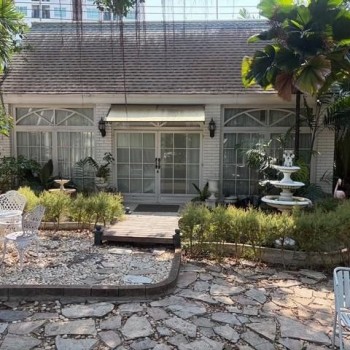 HR 10467 ให้เช่าอาคารเรือนกระจกกลางสวน 133 ตรว. 532 ตรม. ซอยปุณณวิถี  สุขุมวิท 101