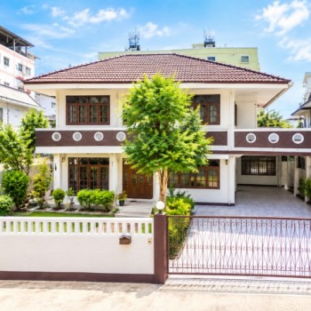 วิภาวดีรังสิต 14-19  60ตร.ว. MRT รัชดาภิเษก 800 ม. บ้านเดี่ยว 2 ชั้นฟังก์ชั่น 3 นอน 2 น้ำ 240ตร.ม.  